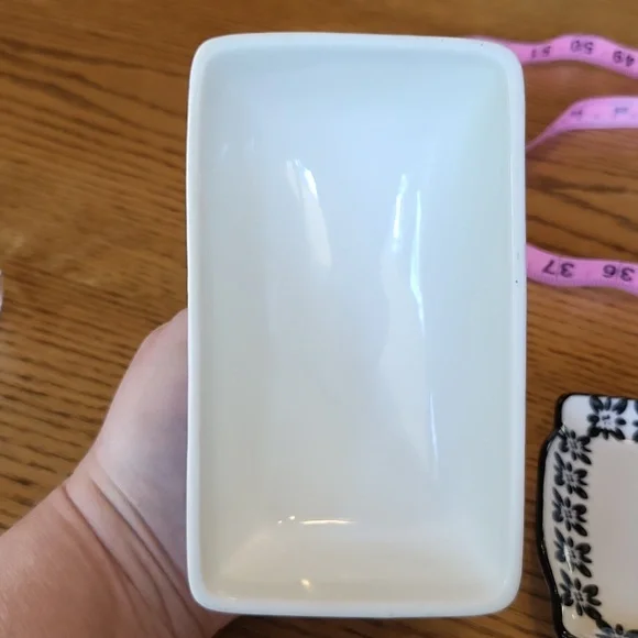 Signature Housewares Black and white Butter dish - Picture 5 of 8